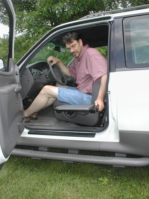 Ford Explorer 2002 026.jpg